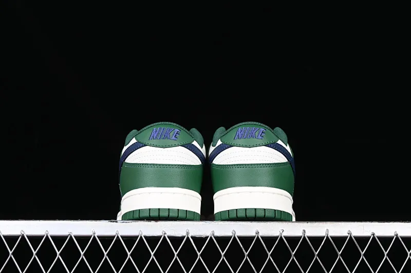 All categories Nk SB Dunk series Nk SB Dunk Low low-top sneakers Nk Dunk Low "Gorge Green" retro white and green SB low-top sports and leisure sneakers DD1503-300